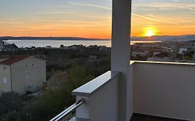 Apartment Marko With A Beautiful View Of The Sea